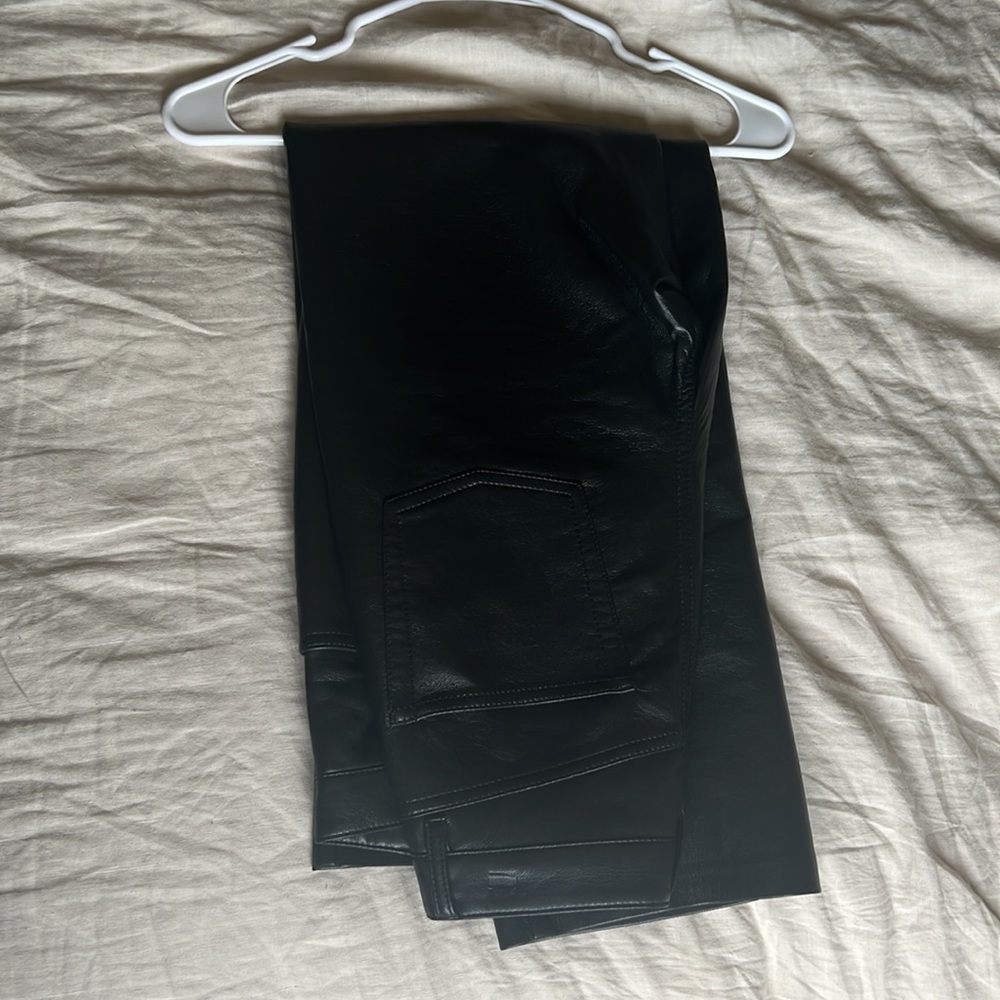 Aritzia Melina Vegan Leather Crop Pant